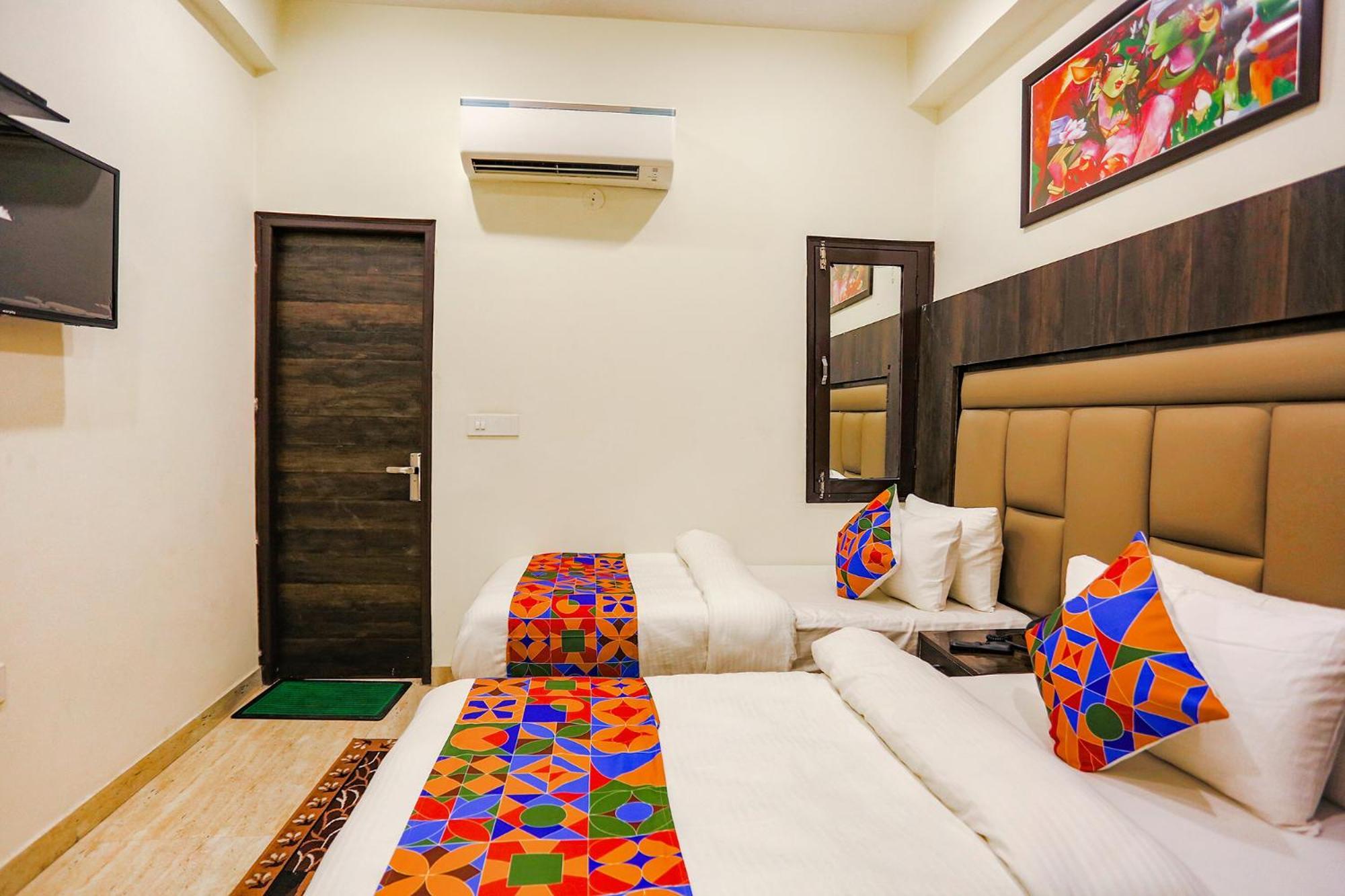 Fabhotel The Kiara Near Igi Delhi Airport Neu-Delhi Exterior foto