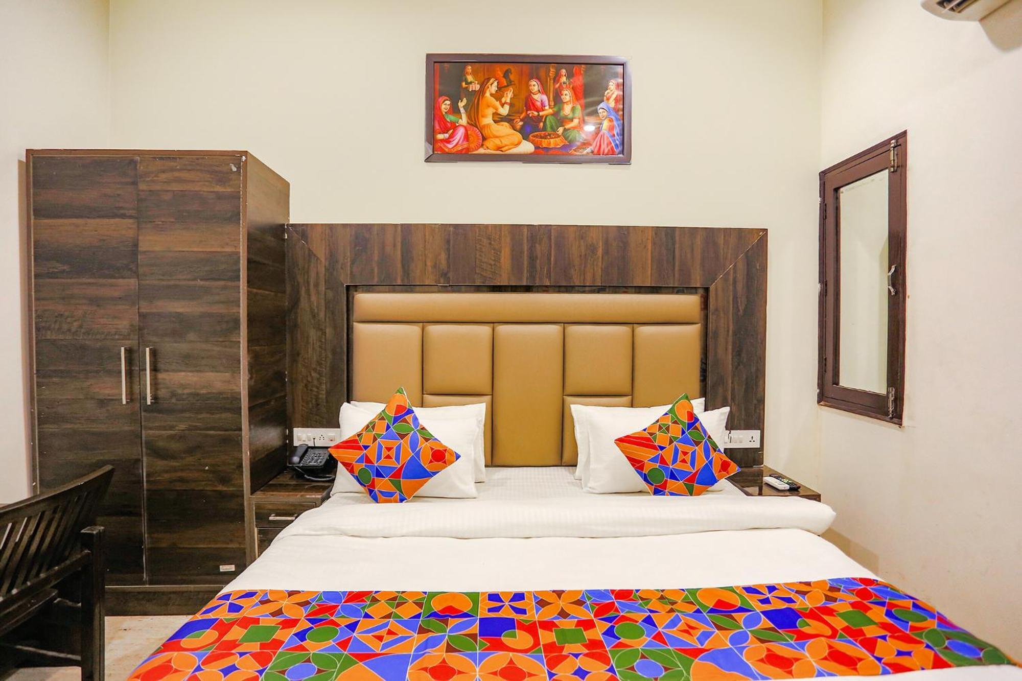 Fabhotel The Kiara Near Igi Delhi Airport Neu-Delhi Exterior foto